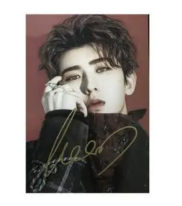 蔡徐坤亲笔签名照 npc 官方保真 时尚芭莎 周边同款