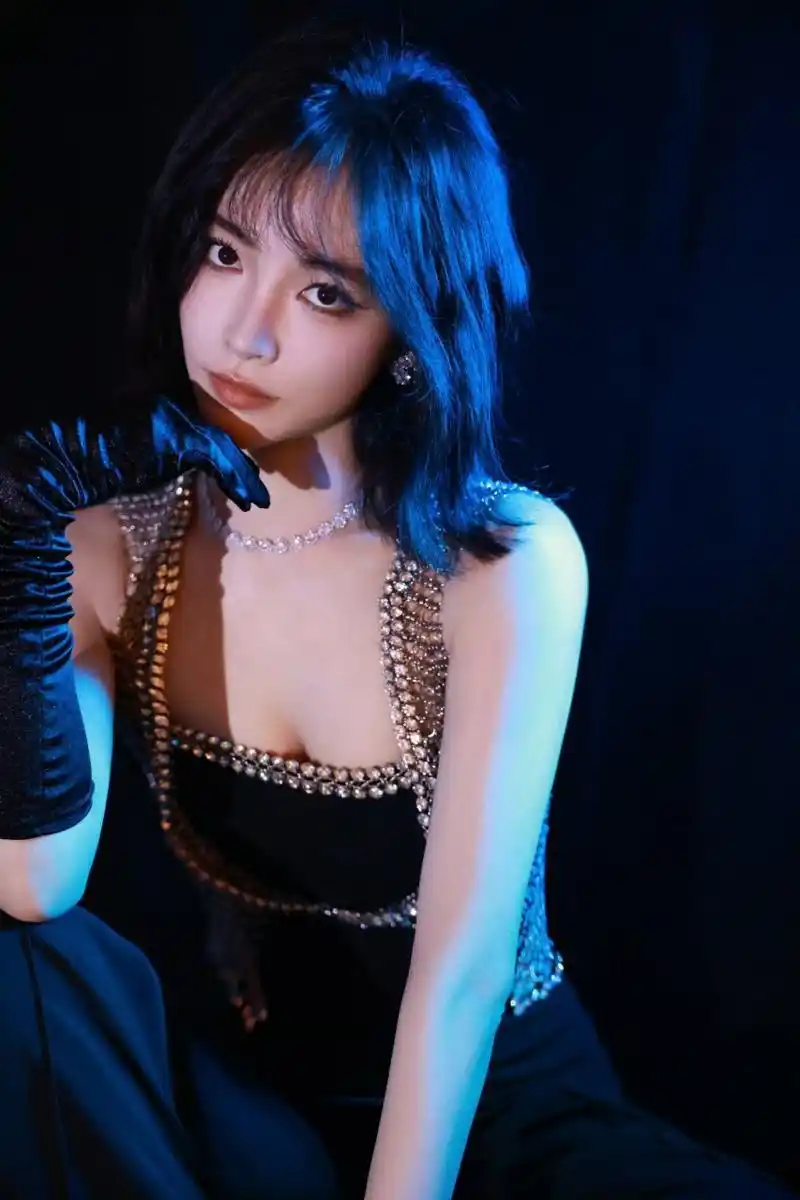 许佳琪身材好好啊,那一抹风情谁受得了?