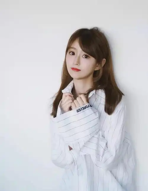 贝小七|女主播|腾讯_网易订阅