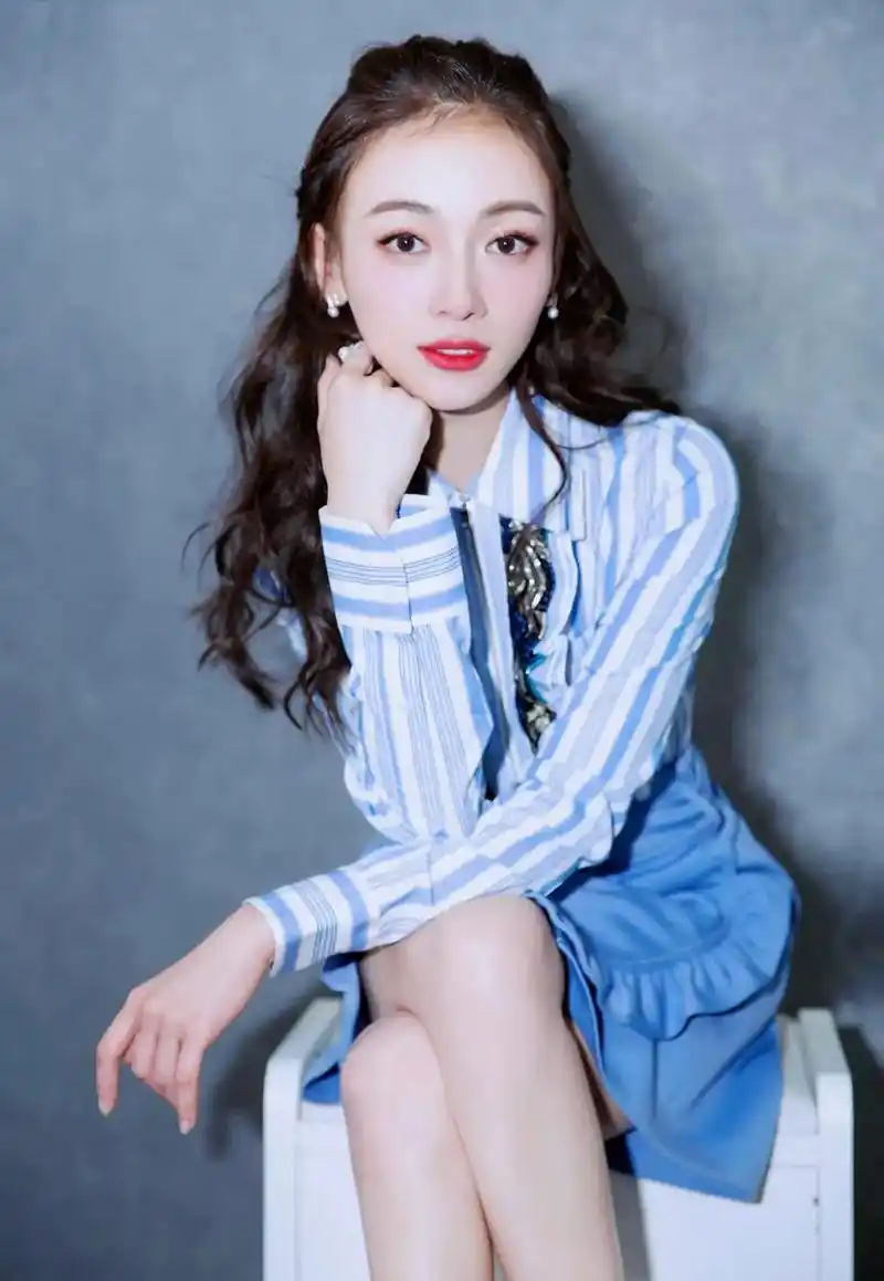 吴谨言  #明星  #吴谨言 #明星壁纸 #美女壁纸 - 抖音