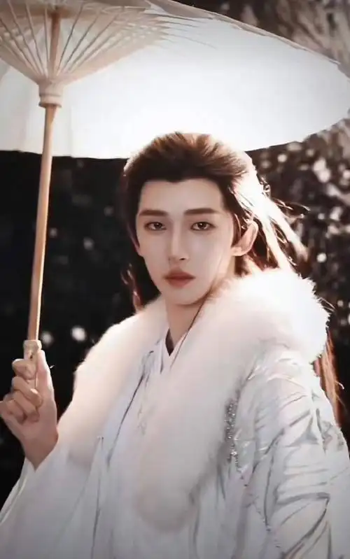 刘宇白色古装造型##刘宇白色古装撑伞照