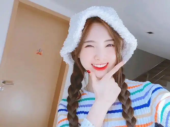 nene郑乃馨双马尾的神