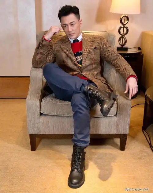 寸头|41岁林峰留"寸头"超好看,发型清爽干净利落,帅气不输小鲜肉