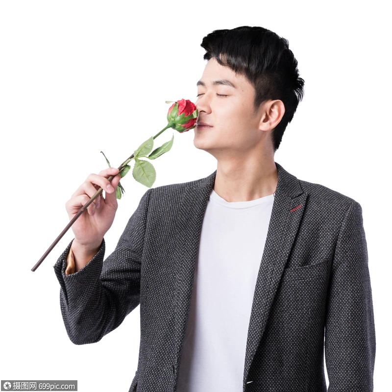 拿着玫瑰花帅气男生