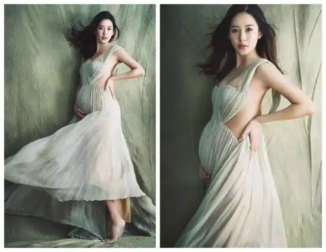 应采儿的孕肚照是和家庭一起拍摄的,低调马尾十分随性自然,白色t恤