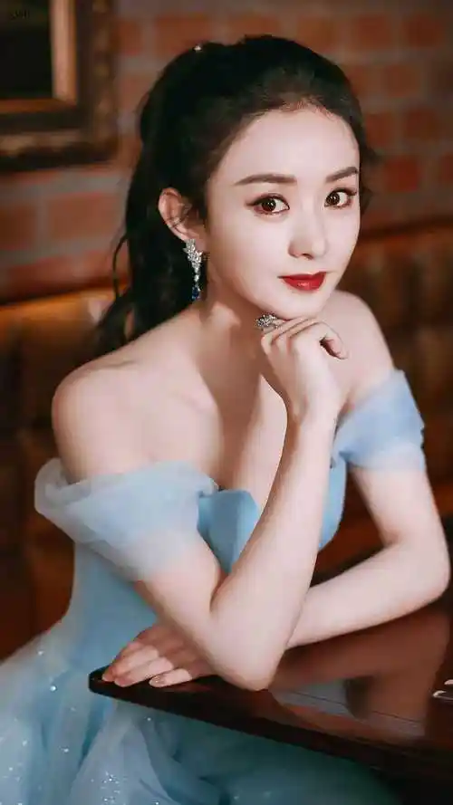 另外,我们也要考虑到赵丽颖个人的意愿和感受.