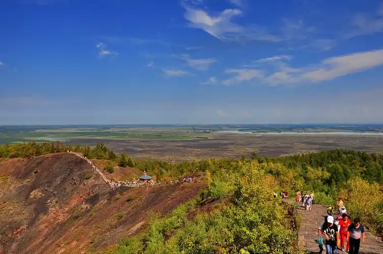 黑龙江五大连池之老黑山图片第3张