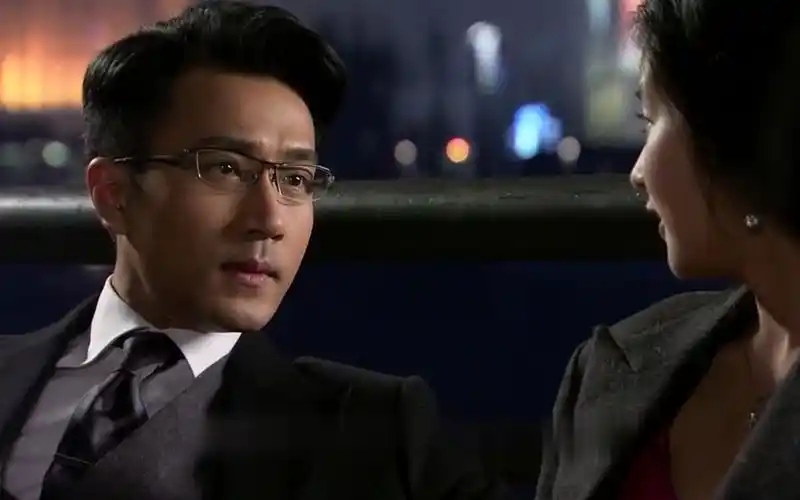 千山暮雪莫绍谦童雪谈个正常的恋爱不好吗