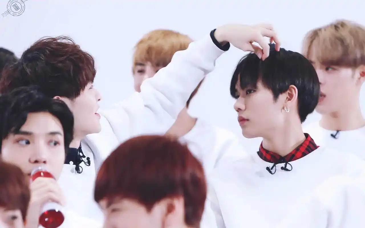 林彦俊  #尤长靖   #长得俊cp 最近的五周年让我突然 - 抖音