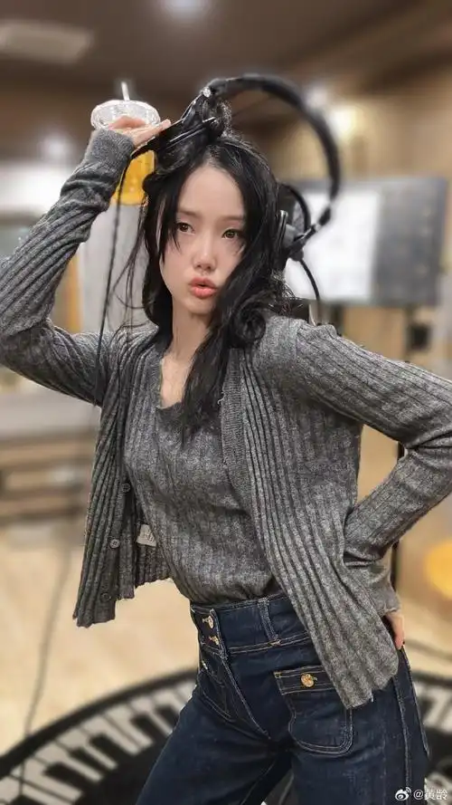 今天星期五#偶来录歌歌黄龄超话#一条plog告别三月