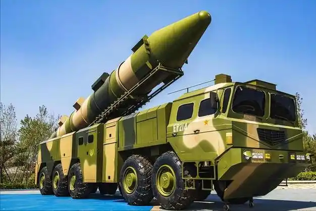 美专家研究爆料解放军击沉美航母需要发射多少东风21d