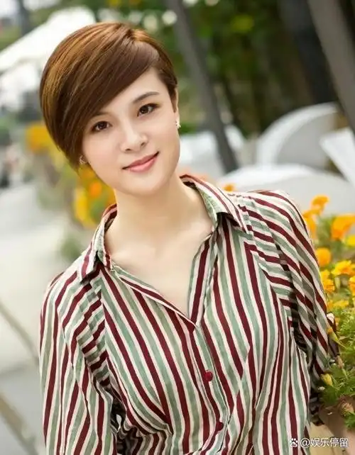 《正阳门下》女演员现状,女主嫁导演,女配个个漂亮却不瘟不火!