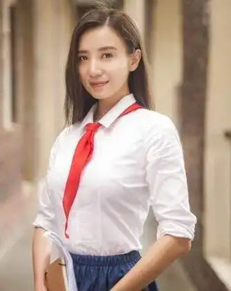 【图】宋佳一年级剧照爆光 美女变泼辣魔女