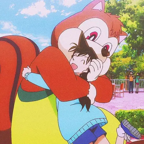 《名侦探柯南》 毛利兰与工藤新一