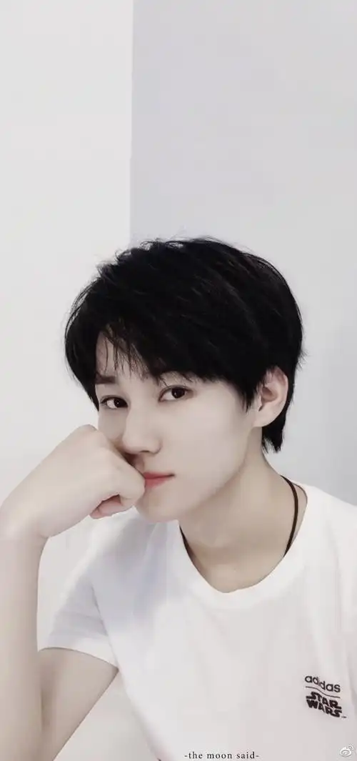 张真源个人资料