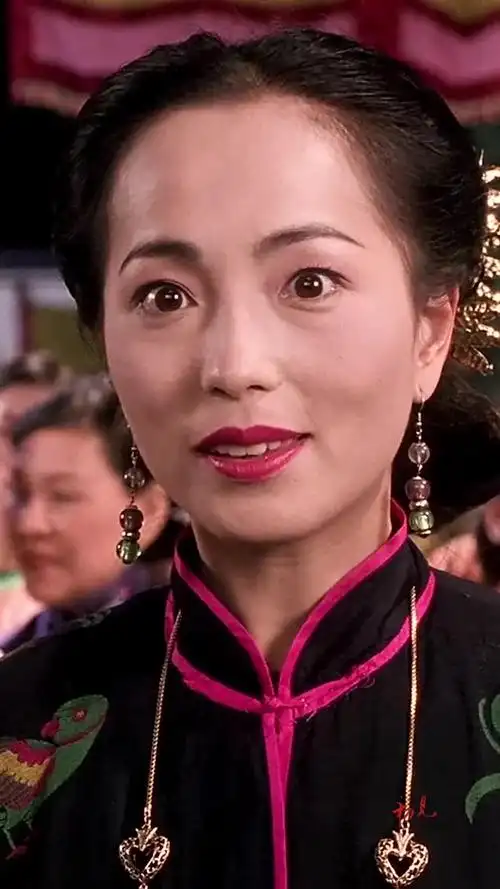 苑琼丹风华绝代石榴姐演过的电影你能说出来几个