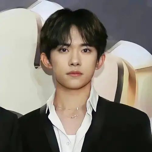 易烊千玺头像组2⃣