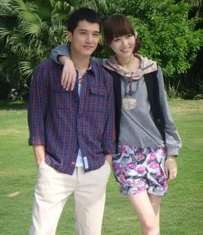 图邱泽的老婆李毓芬深夜偷恋旧爱唐嫣受伤大