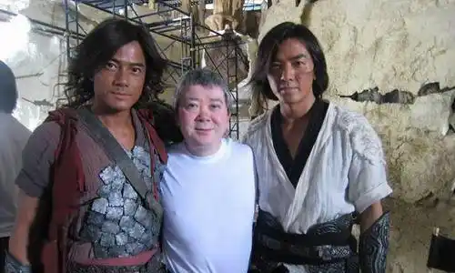 当179cm郑伊健撞上171cm郭富城,这真是谁矮谁尴尬啊!_身高_明星_天王