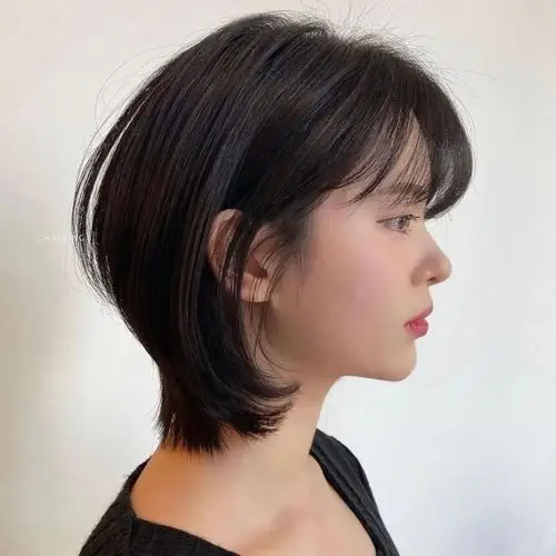 《hush》里,剪的就是这一款发型,它一度成为南韩本季度最hit的短发▼