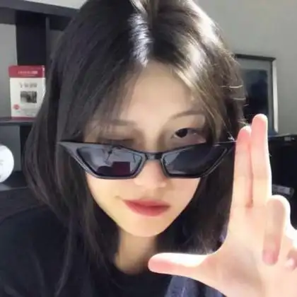 女生头像招桃花御姐 高清好看的招桃花女生头像时尚高冷图片_女生头像