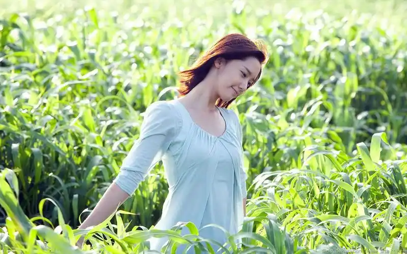 林允儿yoona写真高清桌面壁纸