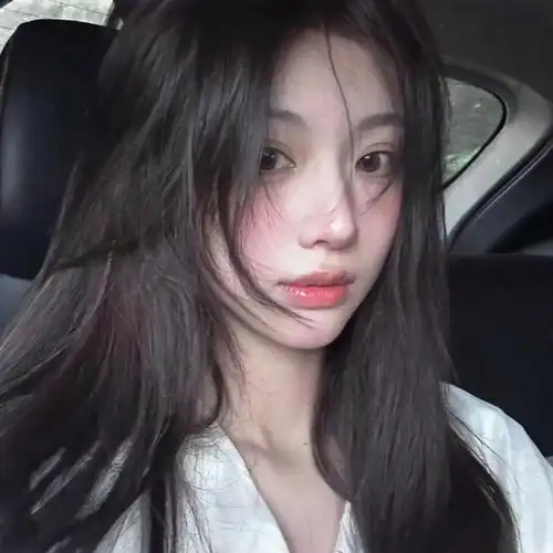 一组很清纯的女生头像