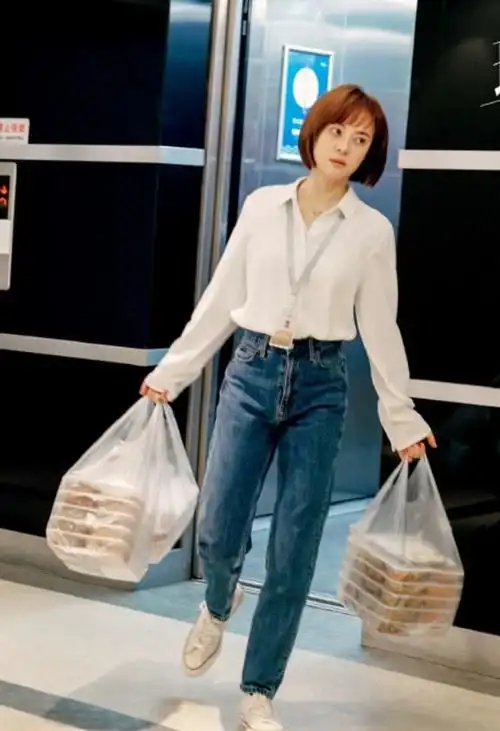 孙俪终于穿对了!拼接西装优雅干练,气质太迷人