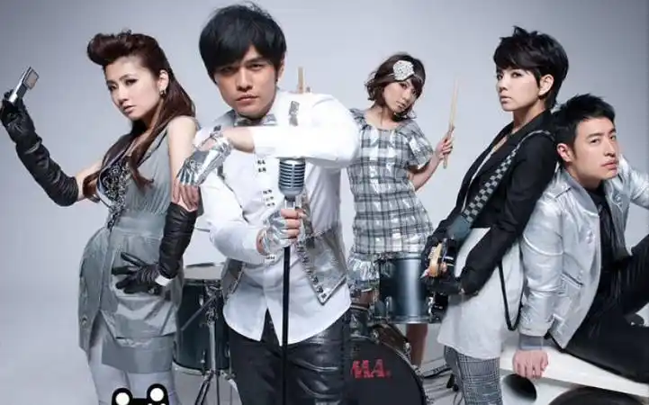 中国移动动感地带2008年广告周杰伦带头篇(周杰伦,she,潘玮柏代言)