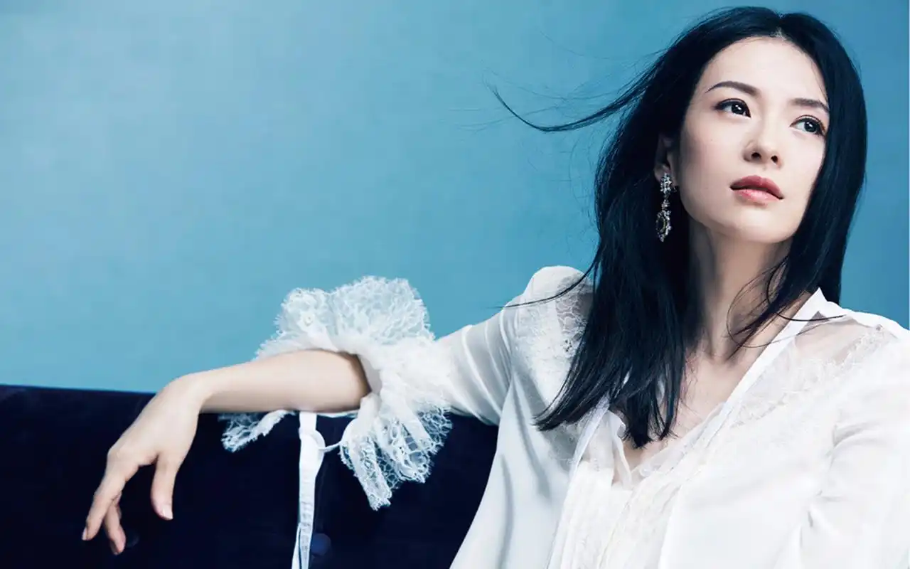 章子怡优雅写真图片桌面壁纸
