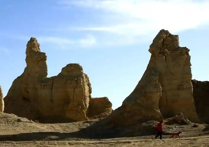 走进青海雅丹无人区俄博梁