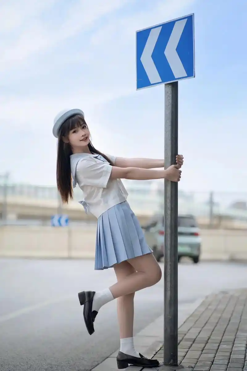 三十度的夏天又来啦#水手服jk #日系写真 # - 抖音