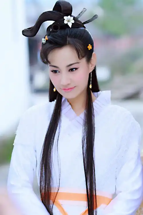 箐华如梦从浅眉低吟转采于2018-02-01 13:19:27杨雪  活佛济公古装