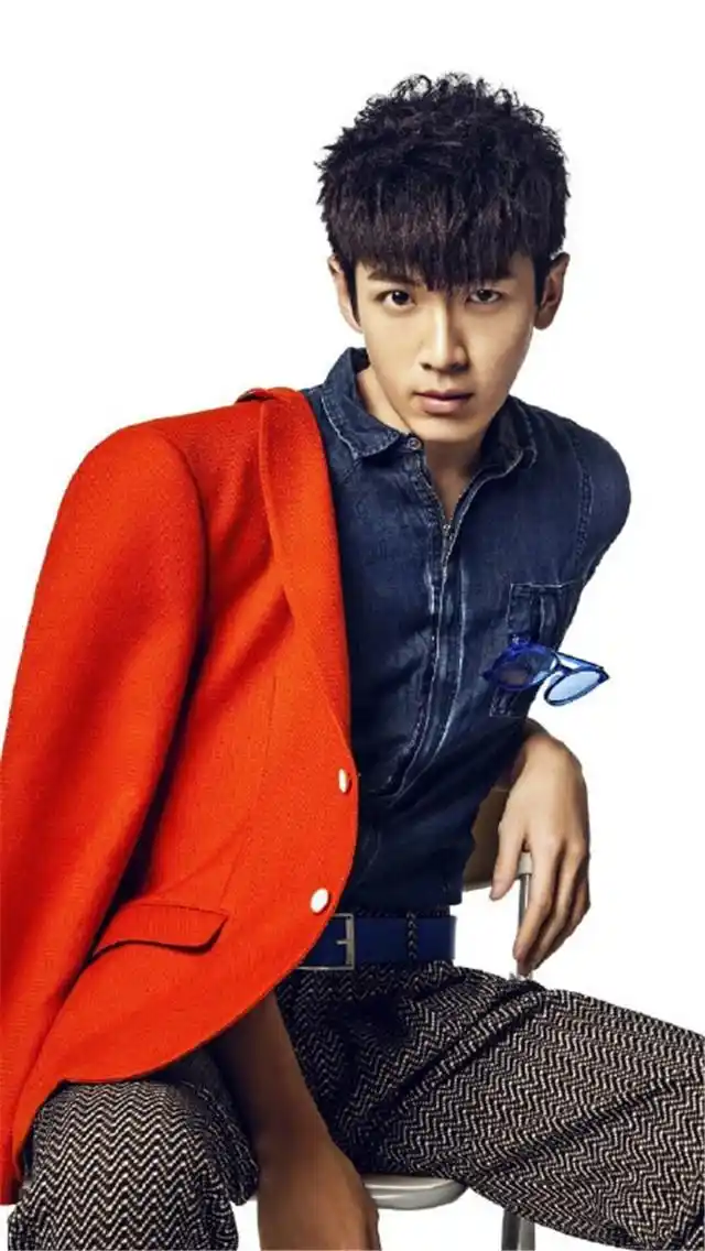 帅哥柯震东高清手机桌面壁纸下载