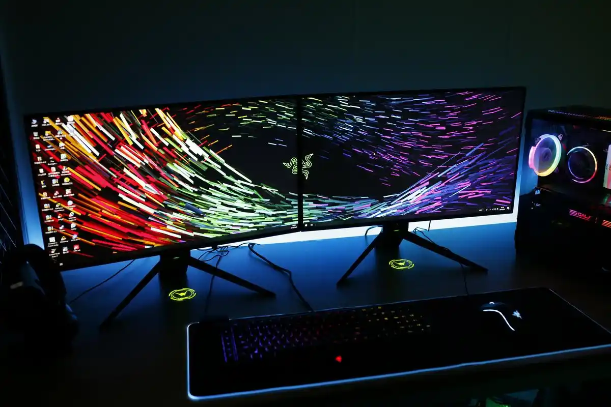 ips双屏打造炫酷氛围桌面_电竞