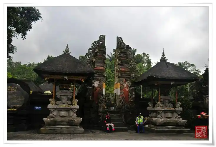 巴厘岛圣泉寺