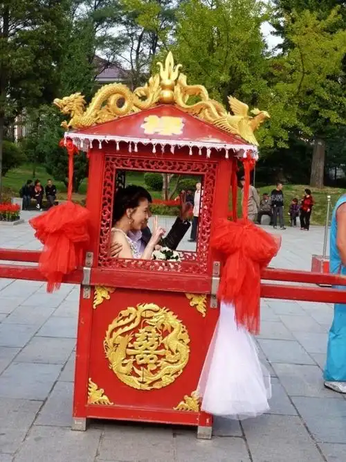 深秋——大花轿