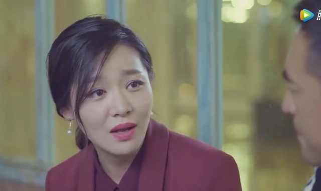 在张嘉译我的体育老师里前妻田野女人味十足却很值得分析