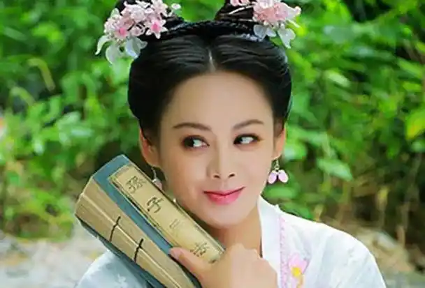 舆论界哗然,不仅是因为宁静的做法有违道德,而且这个王小毅,比宁静整