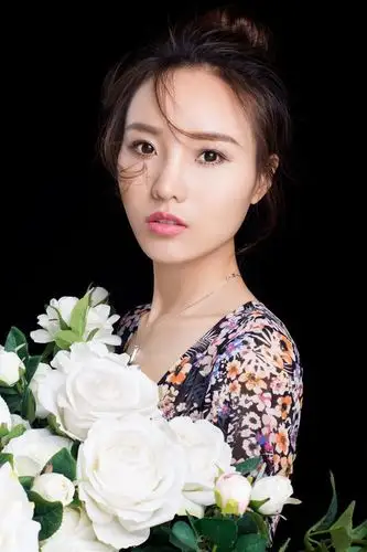 桑婷婷桑玉立新作年年美满温婉了金秋