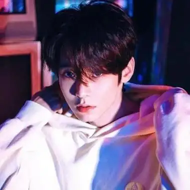 霸气范又很撩人耐看男生头像个性高清 耐看帅气个性男生头像精选_男生