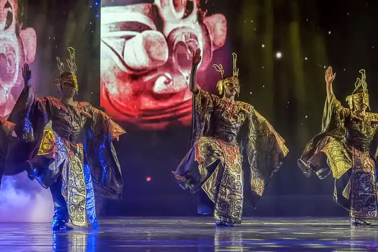 首届四川艺术节德阳市综艺演出:舞蹈《梦幻三星堆》