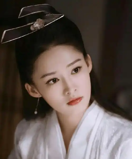 《庆余年2》公开新剧照,李沁地位不保?_一身_花絮_一角