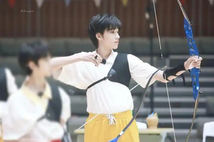 有没有宋亚轩的壁纸