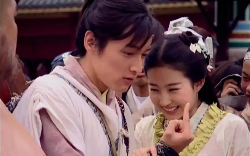 《仙剑奇侠传》赵灵儿撒娇的样子好可爱,李逍遥无法抵挡!