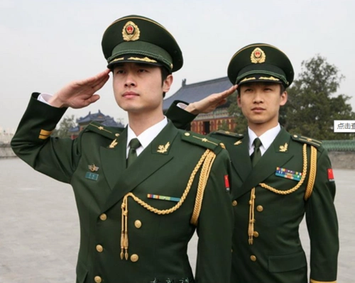 【 玖月山农 】最"美"军装照报名