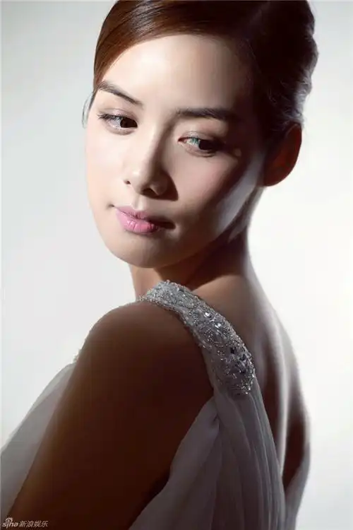 陈怡最新写真图片清纯性感妹子图片