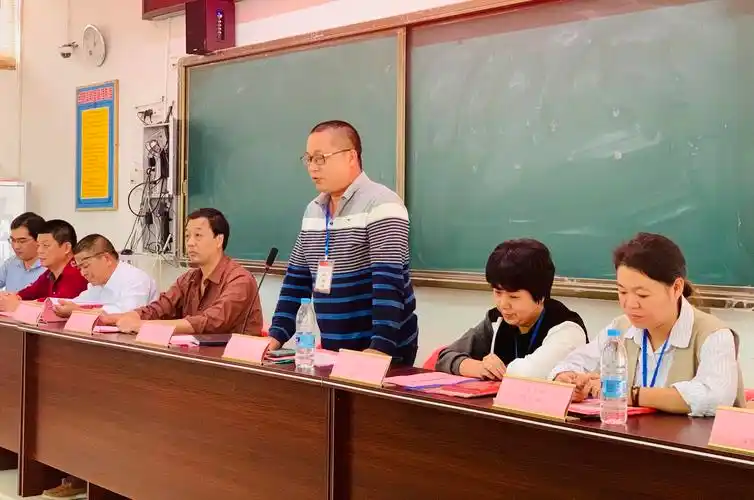 只要家长同努力,孩子明天更美好——记白水中学第二届家委会成立大会