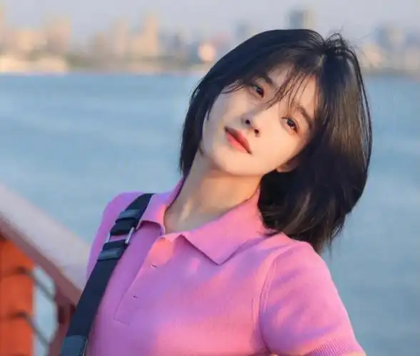 百搭耐看精致好看的短发