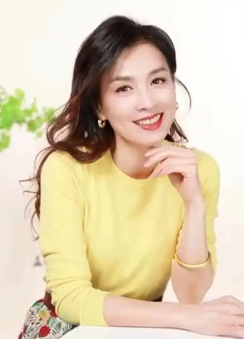 "不老明星"是假的,离开精修和美颜,生图揭露"人间真实"_张庭_状态